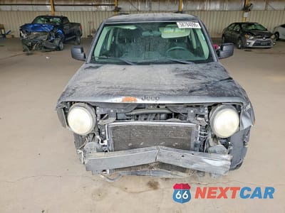 Piąte zdjęcie samochodu w środku: 2012 JEEP PATRIOT SPORT VIN:1C4NJPBB7CD634798 - miniatura
