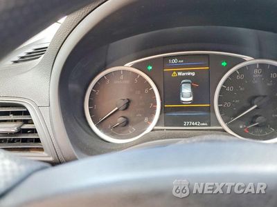 Zdjęcie 9 z 12 samochodu: 2019 NISSAN SENTRA S VIN:3N1AB7AP4KY273795 - miniatura