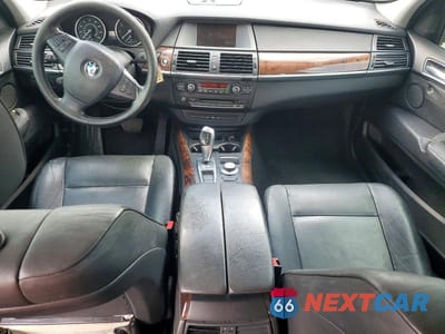 Zdjęcie 8 z 13 samochodu: 2007 BMW X5 4.8I VIN:5UXFE83537LZ43170 - miniatura
