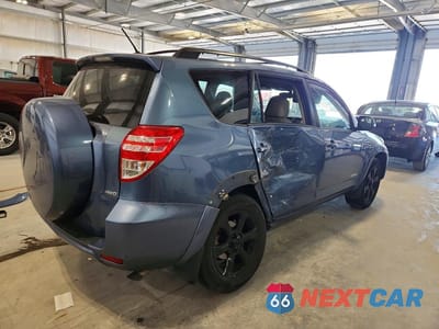Trzecie zdjęcie samochodu z tyłu: 2010 TOYOTA RAV4 LIMITED VIN:2T3DK4DV1AW025334 - miniatura