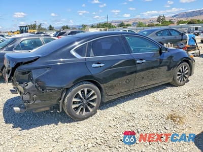 Trzecie zdjęcie samochodu z tyłu: 2018 NISSAN ALTIMA 2.5 SV VIN:1N4AL3AP3JC265574 - miniatura
