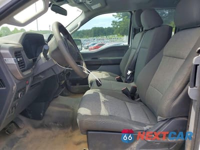 Zdjęcie 7 z 12 samochodu: 2024 FORD F150 XL VIN:1FTFX1L54RKD85891 - miniatura