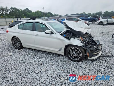 Czwarte zdjęcie samochodu z boku: 2018 BMW 540 I VIN:WBAJE5C54JWA94702 - miniatura