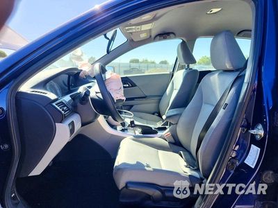 Zdjęcie 7 z 12 samochodu: 2017 HONDA ACCORD LX VIN:1HGCR2F30HA071822 - miniatura