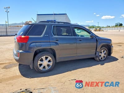 Trzecie zdjęcie samochodu z tyłu: 2017 GMC TERRAIN SLE VIN:2GKFLTEK5H6336201 - miniatura