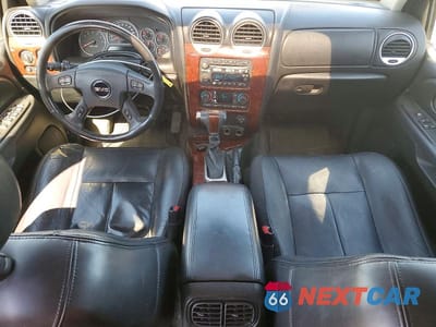 Zdjęcie 8 z 13 samochodu: 2005 GMC ENVOY VIN:1GKDT13S052135541 - miniatura