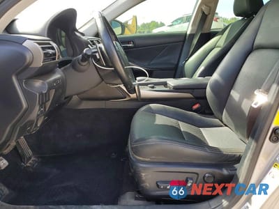 Zdjęcie 7 z 12 samochodu: 2014 LEXUS IS 350 VIN:JTHBE1D25E5008454 - miniatura