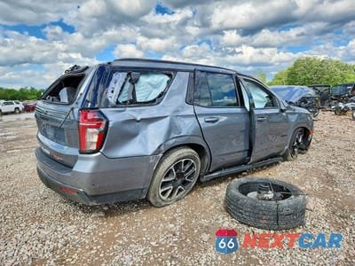 Trzecie zdjęcie samochodu z tyłu: 2022 CHEVROLET TAHOE K1500 RST VIN:1GNSKRKD9NR243713 - miniatura