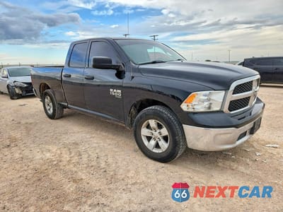 Czwarte zdjęcie samochodu z boku: 2019 RAM 1500 CLASSIC TRADESMAN VIN:1C6RR6FG3KS613720 - miniatura