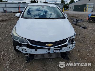 Piąte zdjęcie samochodu w środku: 2018 CHEVROLET CRUZE LS VIN:1G1BC5SM9J7235561 - miniatura