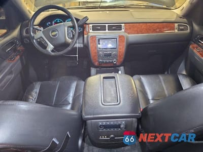 Zdjęcie 8 z 14 samochodu: 2013 CHEVROLET TAHOE K1500 LT VIN:1GNSKBE08DR196866 - miniatura