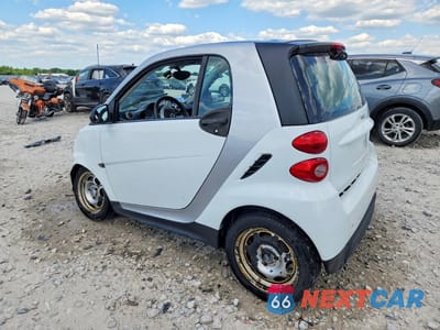Drugie zdjęcie samochodu z przodu: 2014 SMART FORTWO PURE VIN:WMEEJ3BA4EK748306 - miniatura