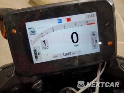 Zdjęcie 7 z 9 samochodu: 2025 HONDA CB750 A VIN:JH2RH2407SK001666 - miniatura