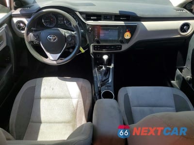 Zdjęcie 8 z 12 samochodu: 2019 TOYOTA COROLLA LE VIN:2T1BURHE9KC178404 - miniatura