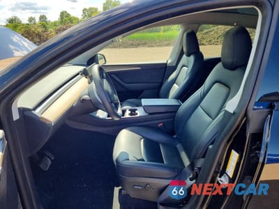Zdjęcie 7 z 12 samochodu: 2023 TESLA MODEL Y VIN:7SAYGDEE3PA026064 - miniatura