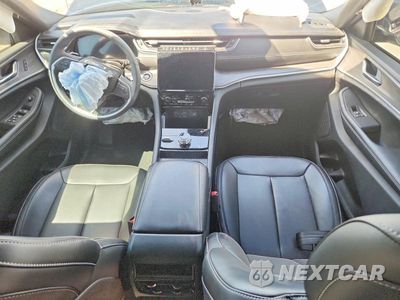 Zdjęcie 8 z 12 samochodu: 2025 JEEP GRAND CHEROKEE LIMITED VIN:1C4RJHBG2SC337171 - miniatura