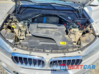 Zdjęcie 12 z 13 samochodu: 2016 BMW X5 XDR40E VIN:5UXKT0C52G0S78902 - miniatura