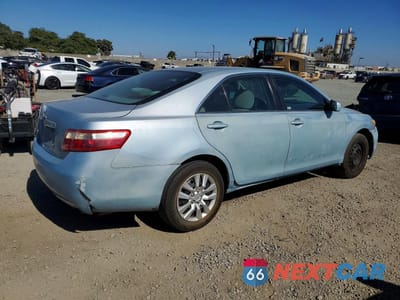 Trzecie zdjęcie samochodu z tyłu: 2008 TOYOTA CAMRY LE VIN:4T4BE46K18R034321 - miniatura