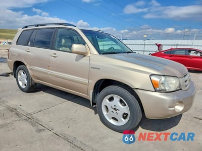 Czwarte zdjęcie samochodu z boku: 2006 TOYOTA HIGHLANDER LIMITED VIN:JTEEP21A760157209 - miniatura
