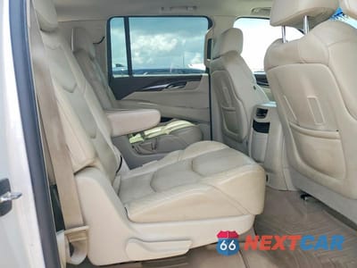 Zdjęcie 11 z 13 samochodu: 2016 CADILLAC ESCALADE ESV LUXURY VIN:1GYS4HKJ6GR438152 - miniatura