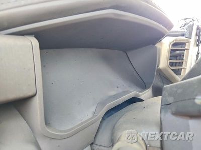 Zdjęcie 9 z 12 samochodu: 2024 TOYOTA TUNDRA PLATINUM VIN:5TFNA5AB6RX039261 - miniatura