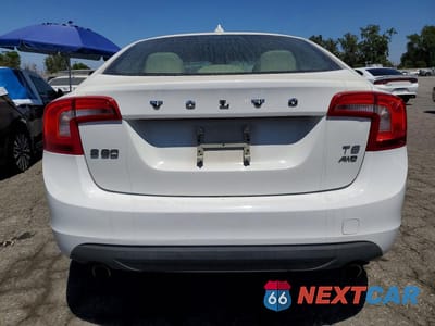 Zdjęcie 6 z 12 samochodu: 2011 VOLVO S60 T6 VIN:YV1902FH5B2006538 - miniatura