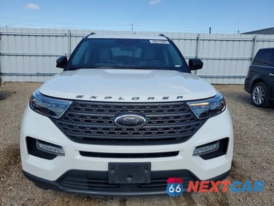 Piąte zdjęcie samochodu w środku: 2021 FORD EXPLORER XLT VIN:1FMSK8DH8MGA38599 - miniatura