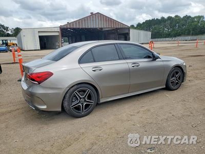 Trzecie zdjęcie samochodu z tyłu: 2019 MERCEDES-BENZ A 220 VIN:WDD3G4EB4KW019201 - miniatura