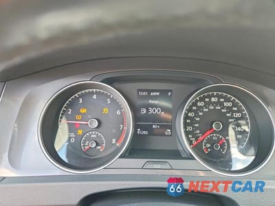 Zdjęcie 9 z 13 samochodu: 2017 VOLKSWAGEN GOLF VIN:3VWH17AU2HM531829 - miniatura