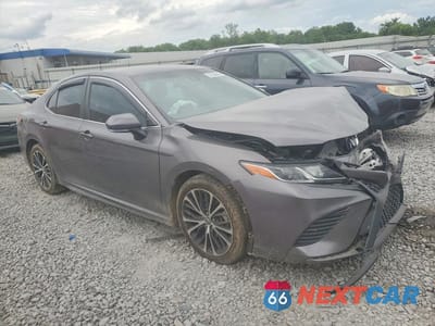 Czwarte zdjęcie samochodu z boku: 2018 TOYOTA CAMRY SE VIN:4T1B11HK4JU602195 - miniatura