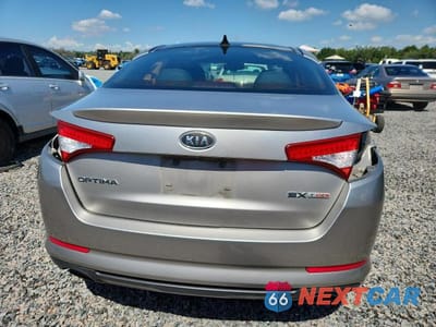 Zdjęcie 6 z 12 samochodu: 2012 KIA OPTIMA SX VIN:5XXGR4A65CG028765 - miniatura