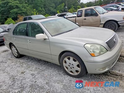 Czwarte zdjęcie samochodu z boku: 2002 LEXUS LS 430 VIN:JTHBN30F220062887 - miniatura