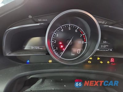 Zdjęcie 9 z 12 samochodu: 2017 MAZDA 3 GRAND TOURING VIN:JM1BN1M37H1119822 - miniatura