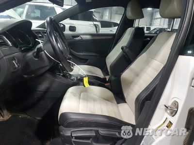 Zdjęcie 7 z 12 samochodu: 2016 VOLKSWAGEN JETTA SPORT VIN:3VWD17AJ6GM294703 - miniatura