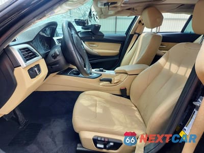 Zdjęcie 7 z 12 samochodu: 2017 BMW 320 I VIN:WBA8E1G3XHNU17695 - miniatura
