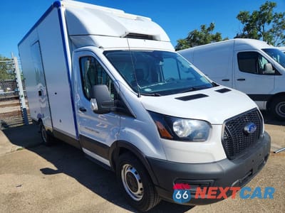 Czwarte zdjęcie samochodu z boku: 2022 FORD TRANSIT DELIVERY TRUCK VIN:1FDBW5Z84NKA39758 - miniatura