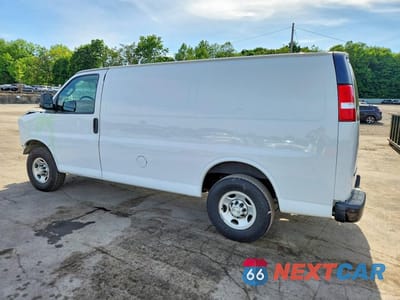 Drugie zdjęcie samochodu z przodu: 2021 CHEVROLET EXPRESS 25 - DELIVERY VAN VIN:1GCWGAFP2M1191422 - miniatura