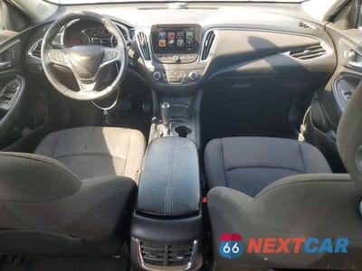 Zdjęcie 8 z 12 samochodu: 2018 CHEVROLET MALIBU LT VIN:1G1ZD5ST2JF143300 - miniatura