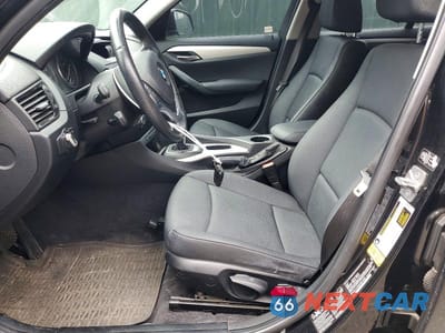 Zdjęcie 7 z 12 samochodu: 2013 BMW X1 XDRIVE28I VIN:WBAVL1C50DVR91832 - miniatura