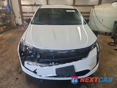 Piąte zdjęcie samochodu w środku: 2027 CHRYSLER PACIFICA SELECT VIN:2C4RC1BG7VR556169 - miniatura