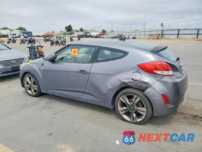 Drugie zdjęcie samochodu z przodu: 2016 HYUNDAI VELOSTER BASE VIN:KMHTC6AD4GU253748 - miniatura