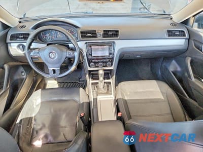 Zdjęcie 8 z 13 samochodu: 2012 VOLKSWAGEN PASSAT SE VIN:1VWBH7A38CC021813 - miniatura