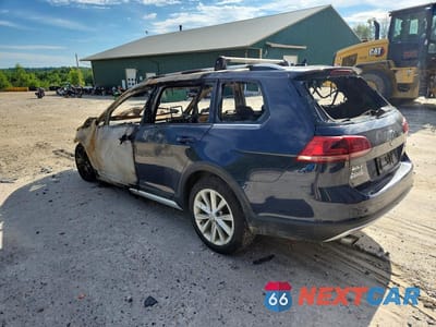 Drugie zdjęcie samochodu z przodu: 2017 VOLKSWAGEN GOLF ALLTRACK S VIN:3VWH17AU0HM534101 - miniatura