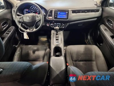 Zdjęcie 8 z 13 samochodu: 2017 HONDA HR-V EX VIN:3CZRU6H51HM708940 - miniatura