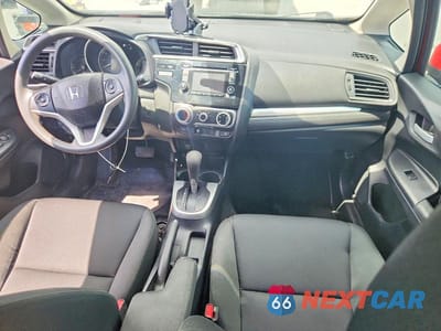 Zdjęcie 8 z 13 samochodu: 2019 HONDA FIT LX VIN:3HGGK5H43KM702327 - miniatura