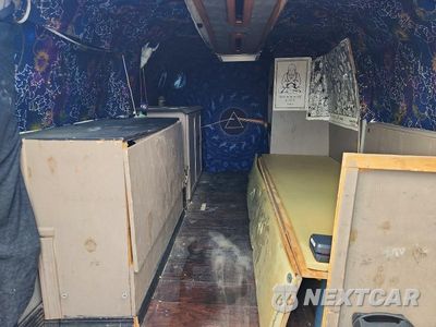 Zdjęcie 6 z 10 samochodu: 2004 CHEVROLET EXPRESS RV VIN:1GBFG15T941155827 - miniatura