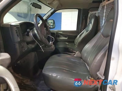 Zdjęcie 7 z 13 samochodu: 2006 GMC SAVANA 1500 DELIVERY VAN VIN:1GTFG15X561116329 - miniatura