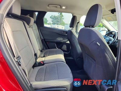 Zdjęcie 11 z 13 samochodu: 2022 FORD ESCAPE SE VIN:1FMCU0G65NUA34894 - miniatura