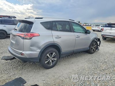 Trzecie zdjęcie samochodu z tyłu: 2017 TOYOTA RAV4 XLE VIN:2T3RFREVXHW546150 - miniatura
