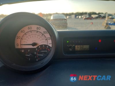 Zdjęcie 9 z 14 samochodu: 2004 TOYOTA SCION XB VIN:JTLKT324240152647 - miniatura